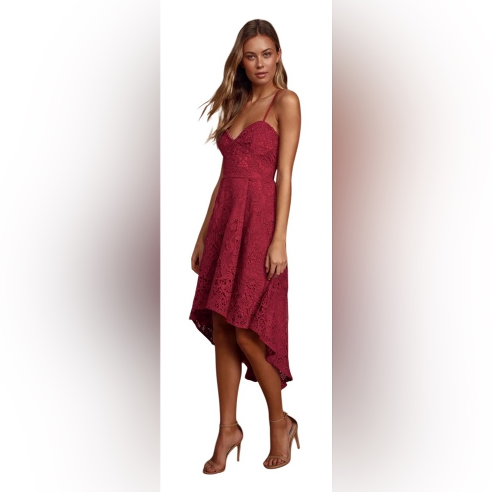 ♥️LULUS! “SO ADORED” BURGUNDY CROCHET LACE SLEEVELESS HIGH-LOW DRESS! ♥️ - Picture 3 of 16